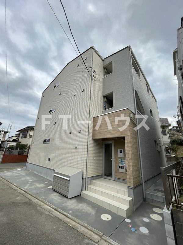UCDA Residence新検見川の外観