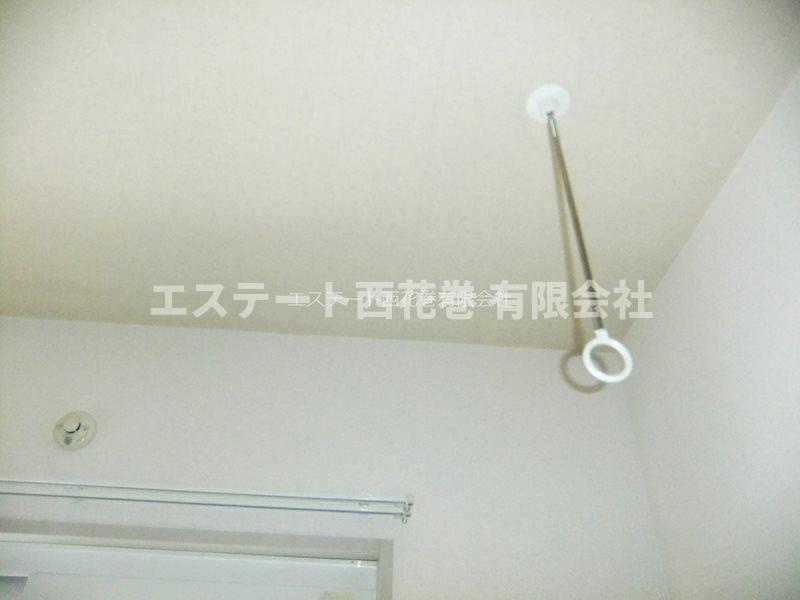 スターヒルズ|和室に室内物干しが付いています