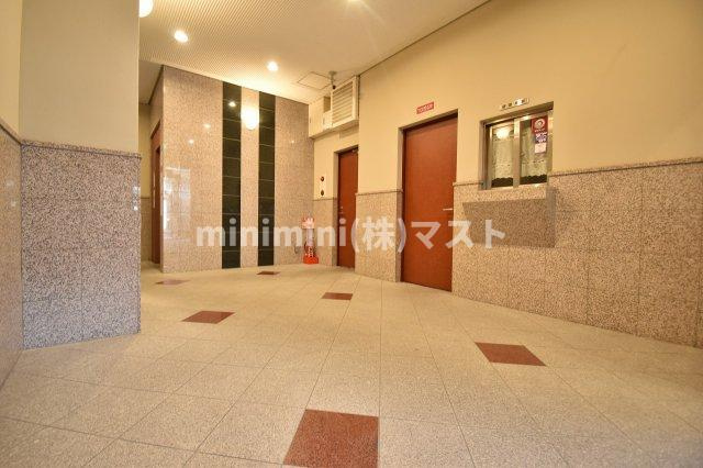 シャルマンフジ大阪城南のロビー