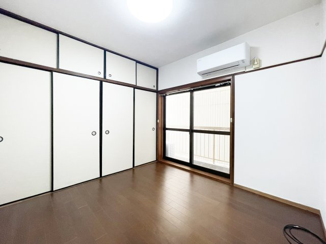 ハイツ庄町　東棟の居間・リビング