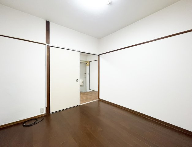 ハイツ庄町　東棟の居間・リビング