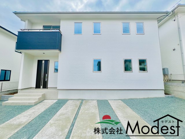 北群馬郡吉岡町の外観|年中無休で平日の仕事終わり夜２０時まで受付可能です。
事前のご予約がオススメです。お気軽にお問い合わせください。