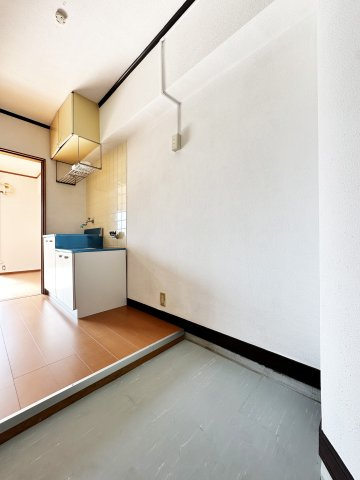 タウンハイツ西棟の玄関