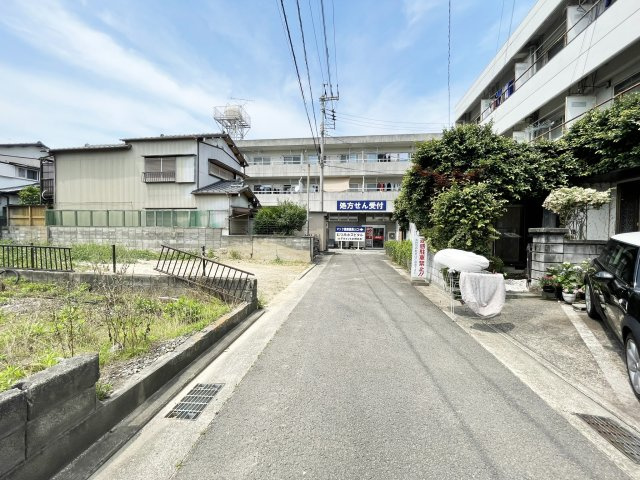 タウンハイツ西棟の周辺