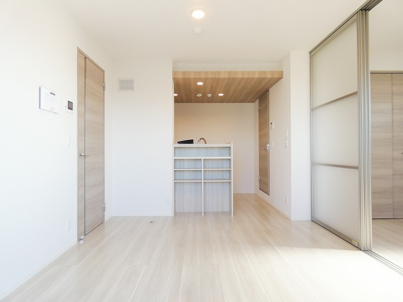 D-ROOM万願寺の居間・リビング