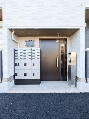 【エントランス】 | D-ROOM万願寺