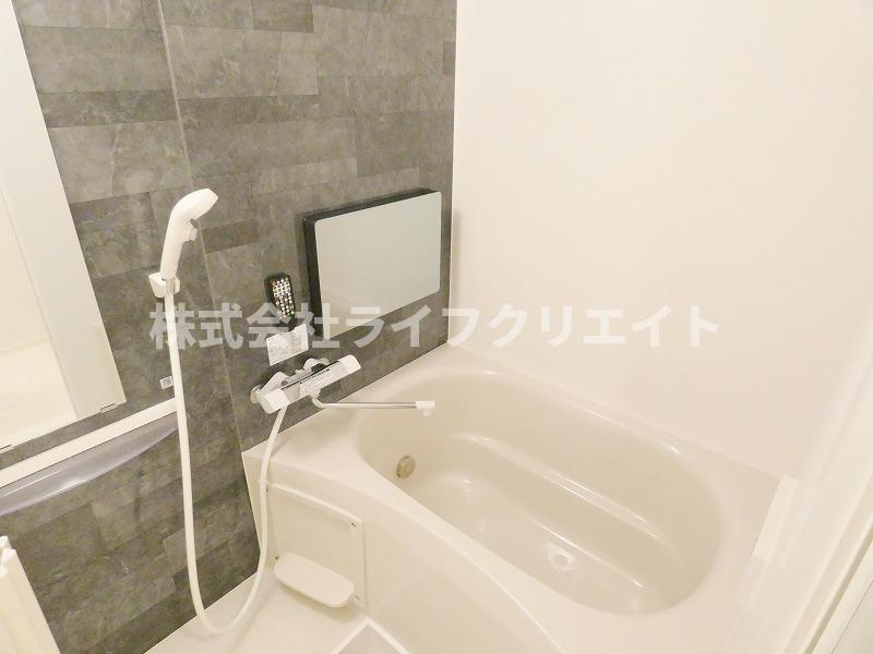 D-ROOM万願寺の浴室