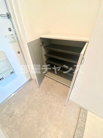 ヒルズ新栄2号館の収納