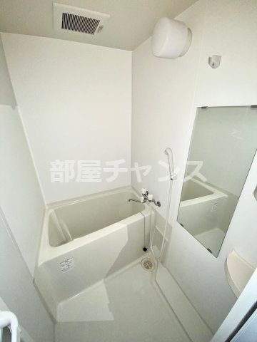 グレイス新栄の浴室