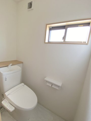 【トイレ】 | （値下げ）早期売却希望！ | ２階トイレ
