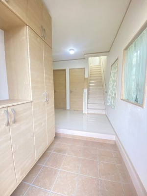 【玄関】 | （値下げ）早期売却希望！ | 玄関　広々としてます