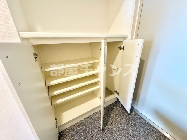 グラン・アベニュー白川公園の収納