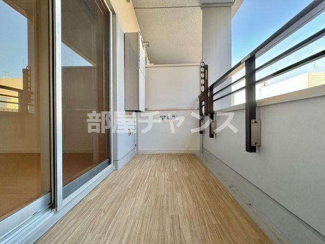 グラン・アベニュー白川公園のバルコニー