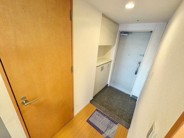 グラン・アベニュー白川公園の玄関