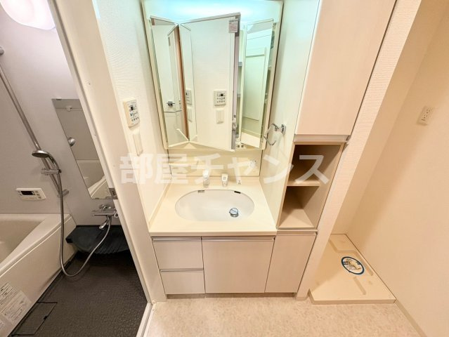 グラン・アベニュー白川公園の独立洗面台