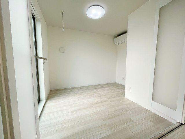 【居間・リビング】 | シェラトン桜【名古屋市賃貸・宅配ボックス】