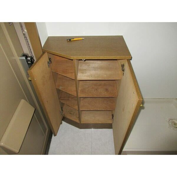 第6ハセビルの玄関