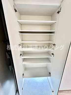 ファーストフィオーレ江坂レガリスの収納