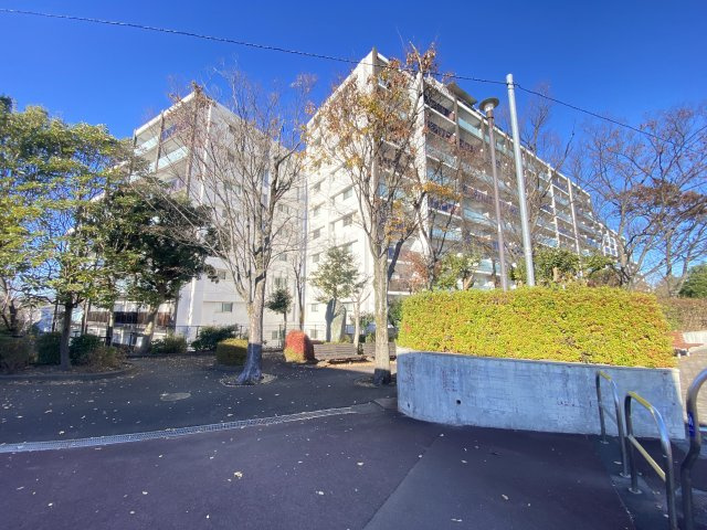 祝：成約済み　レーベン多摩センターBeaut　八王子市　中古マンションの外観|八王子の緑豊かな住環境で、穏やかな新生活を。環境の良さがおすすめの中古マンションです。～仲介手数料無料☆八王子ひなた不動産～レーベン多摩センターBeaut