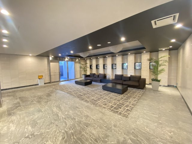 祝：成約済み　レーベン多摩センターBeaut　八王子市　中古マンションのエントランス|綺麗に掃除されたエントランス。管理体制の良さもおすすめです。～仲介手数料無料☆八王子ひなた不動産～レーベン多摩センターBeaut