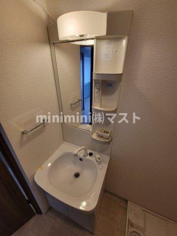 メゾンキコー難波南の洗面所
