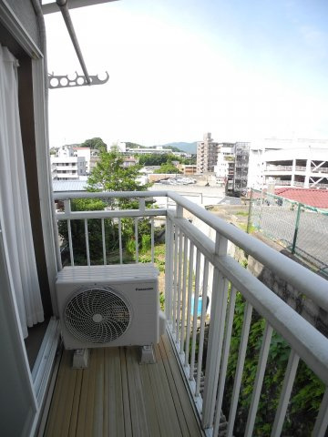 アメニティ葉山のバルコニー|※別号室の参考写真です。現況を優先します※
