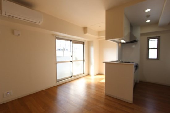 ボワドブローニュⅢの居間・リビング