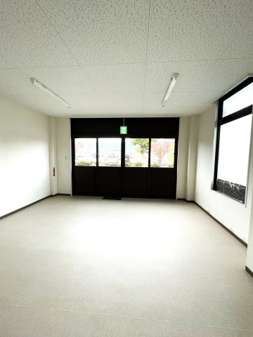 上河原　ナンバビルの内装