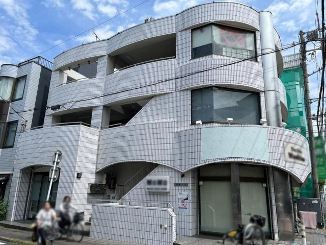 所沢市榎町のビルの外観