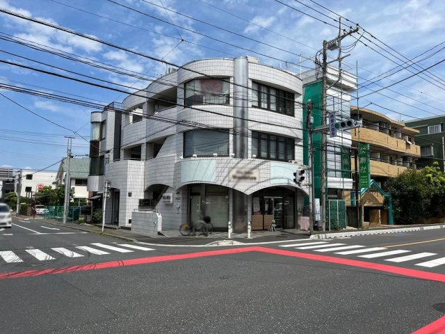 所沢市榎町のビルの外観