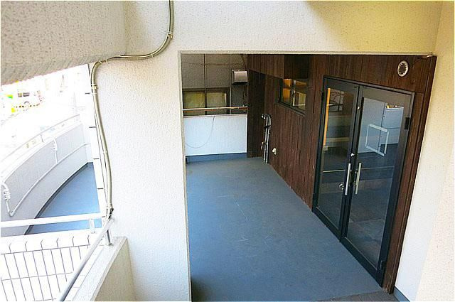 所沢市榎町のビル