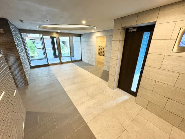 プレサンス鶴舞パーク&ステーションのロビー