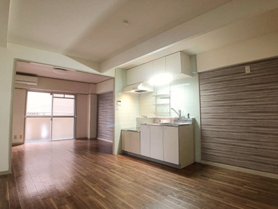 【居間・リビング】 | 第二メゾン春日野【名古屋市賃貸・エレベーター付き】