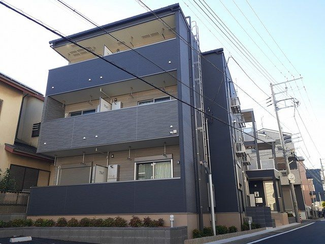 コリーヌ・デ・フルールの外観