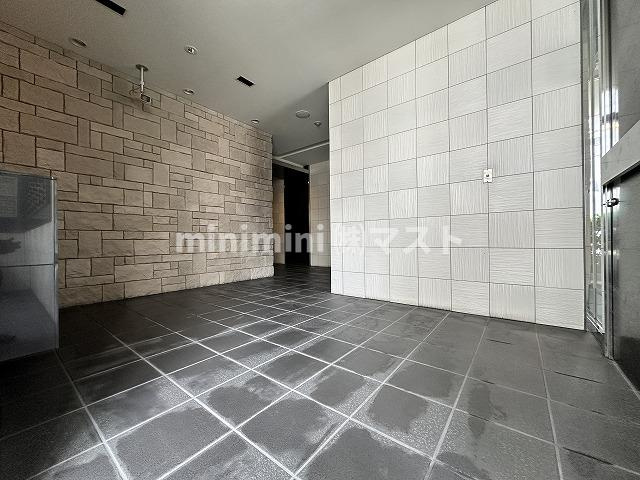 ルクレ西長堀のロビー