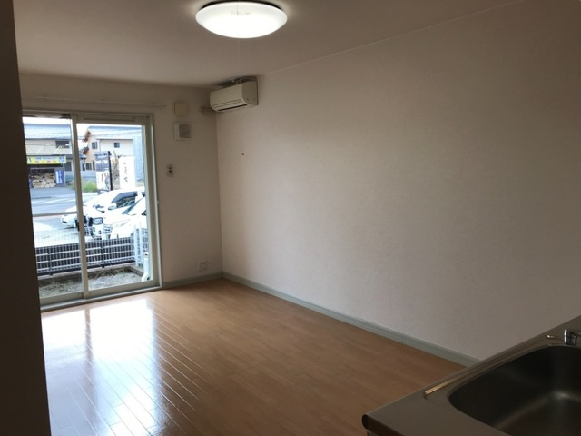 スカイ・ピースの居間・リビング