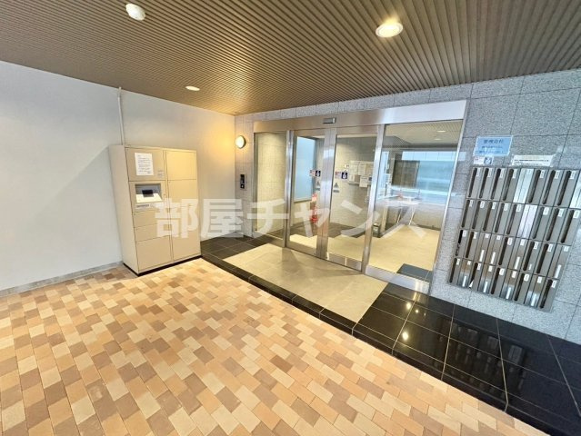 サニー東別院のエントランス