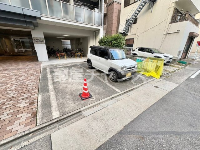 サニー東別院の駐車場