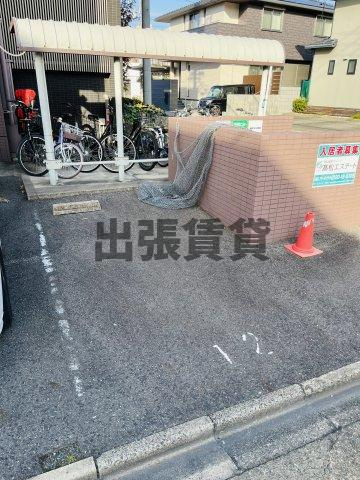 仲介手数料0円！Cosmic Reiの駐車場