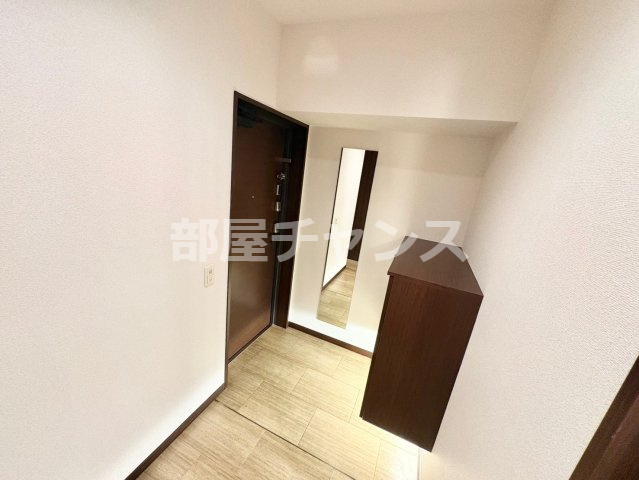 アーデン東別院の玄関