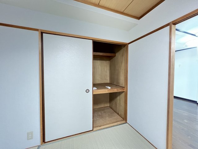 シャルム岡本の収納