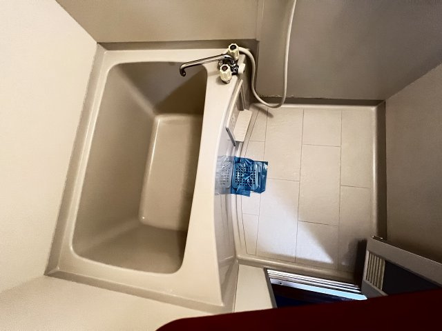 シャルム岡本の浴室