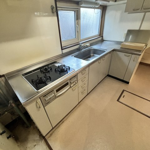 室蘭市祝津町2丁目5-10戸建のキッチン