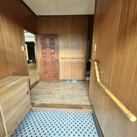 室蘭市祝津町2丁目5-10戸建の玄関