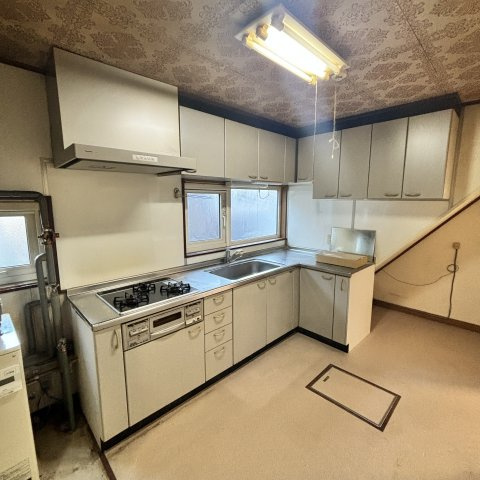室蘭市祝津町2丁目5-10戸建のキッチン