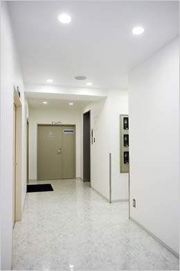 南船場心斎橋ビルのロビー