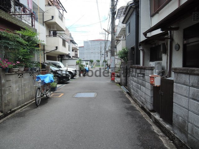 三島郡島本町青葉１丁目のテラスの周辺