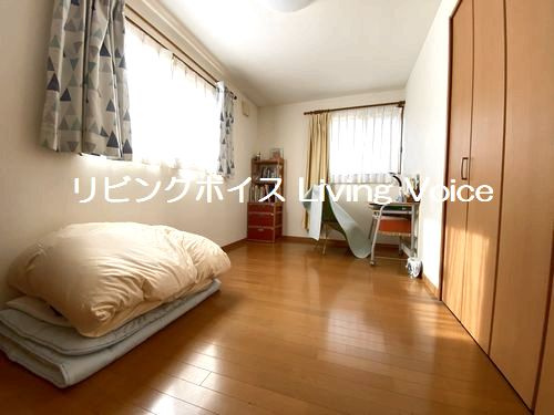 【洋室】 | 秦野市北矢名　中古一戸建て　賃貸併用住宅 | 秦野市北矢名　中古一戸建て