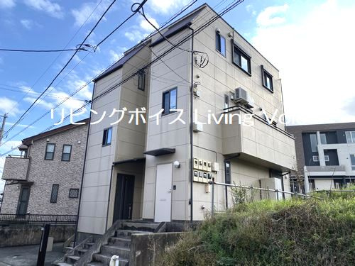 【外観】 | 秦野市北矢名　中古一戸建て　賃貸併用住宅 | 秦野市北矢名　中古一戸建て