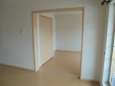 【その他】 | バロン・四辻 | 同型タイプ